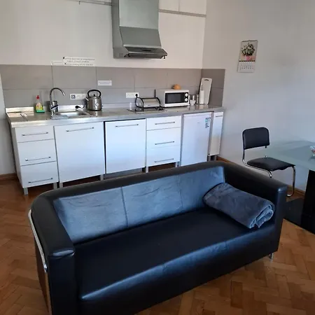 Rooms Bytom Apartamento