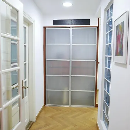 Rooms Bytom * Bytom